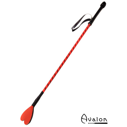 Avalon - COURAGE - Ridepisk med Hjerteflipp - Rød Avalon - COURAGE - Ridepisk med Hjerteflipp - Rød