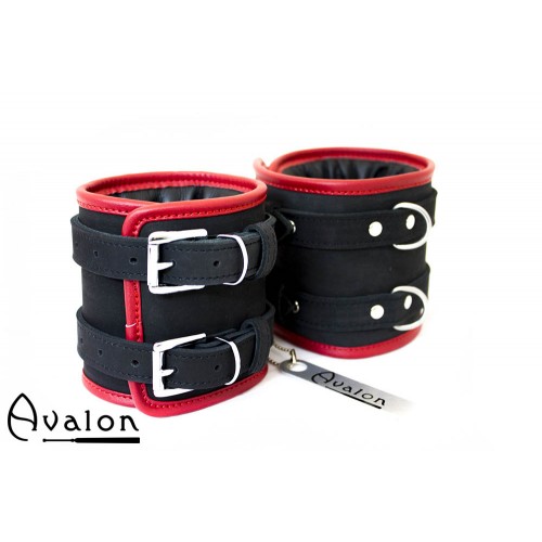 Avalon - CONTROL - Ekstra brede Fotcuffs Svart og Rød