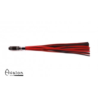 Avalon - WARLOCK - Sort og rød lærflogger med krom og brunt metallhåndtak
